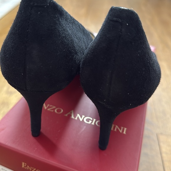 Enzo Angiolini Black Heels Classic Pumps - Picture 4 of 6